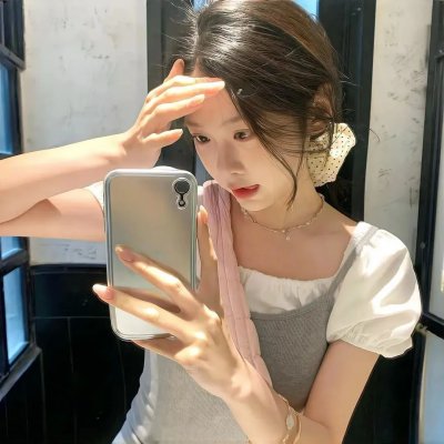 采蘑菇的夫妻